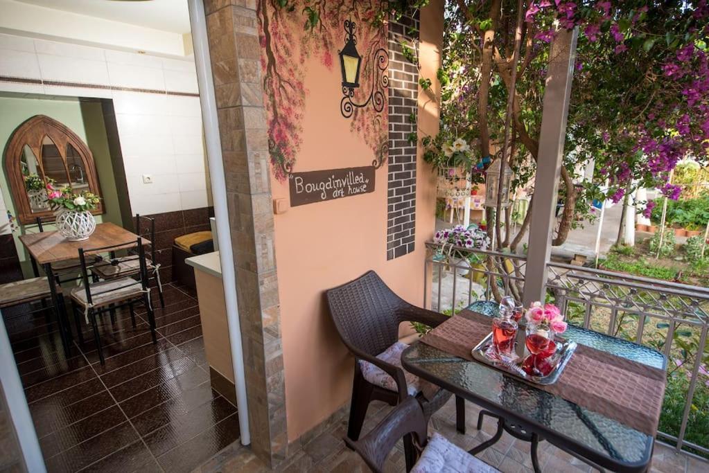 Bougainvillea House 1 Kalamata Extérieur photo