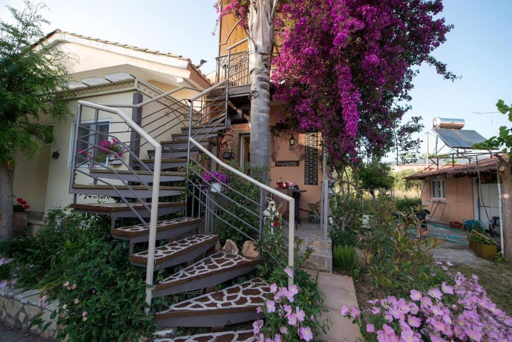 Bougainvillea House 1 Kalamata Extérieur photo